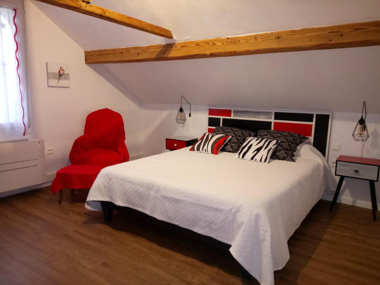 Chambres D'Hotes Toulaho Cazeres Exteriör bild