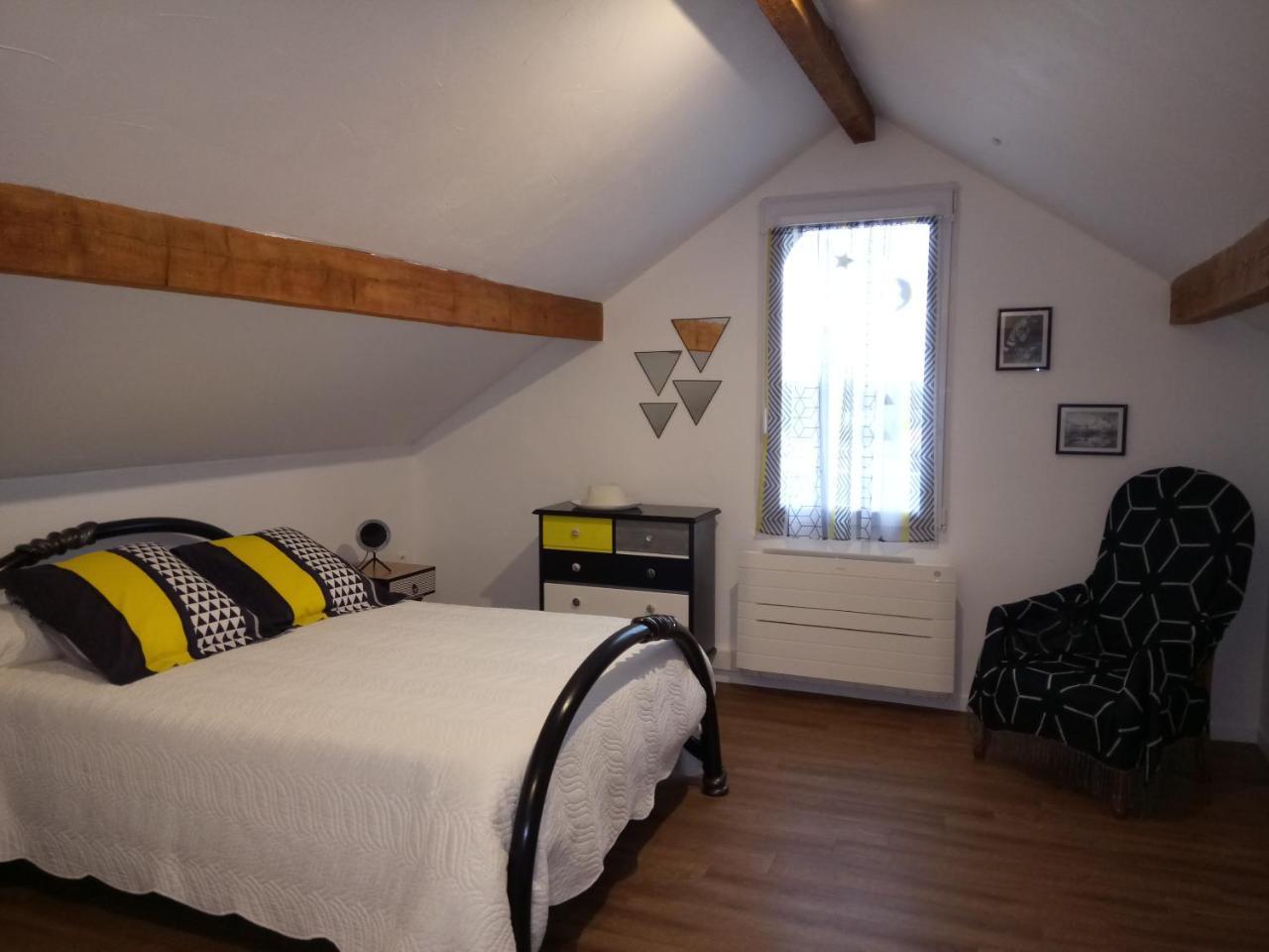 Chambres D'Hotes Toulaho Cazeres Exteriör bild